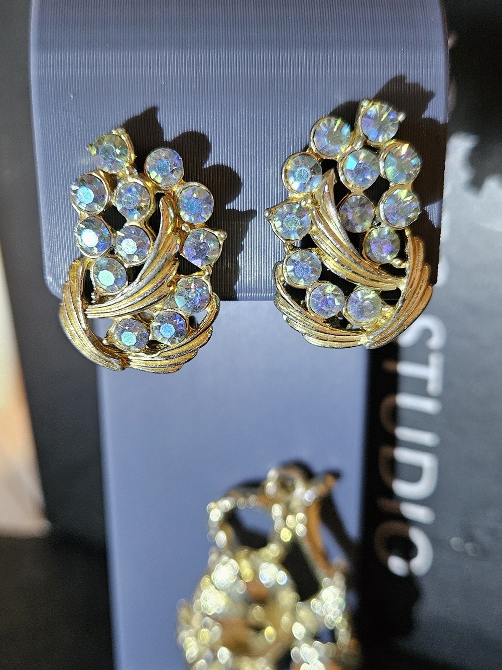 Vintage Gold-Tone Earrings And Pendant with Iridescent Crystal Clusters No Chain - Picture 2 of 5